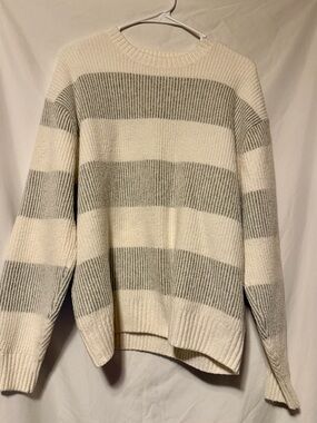 Hollister Cream and Light Gray Striped Knit Sweater